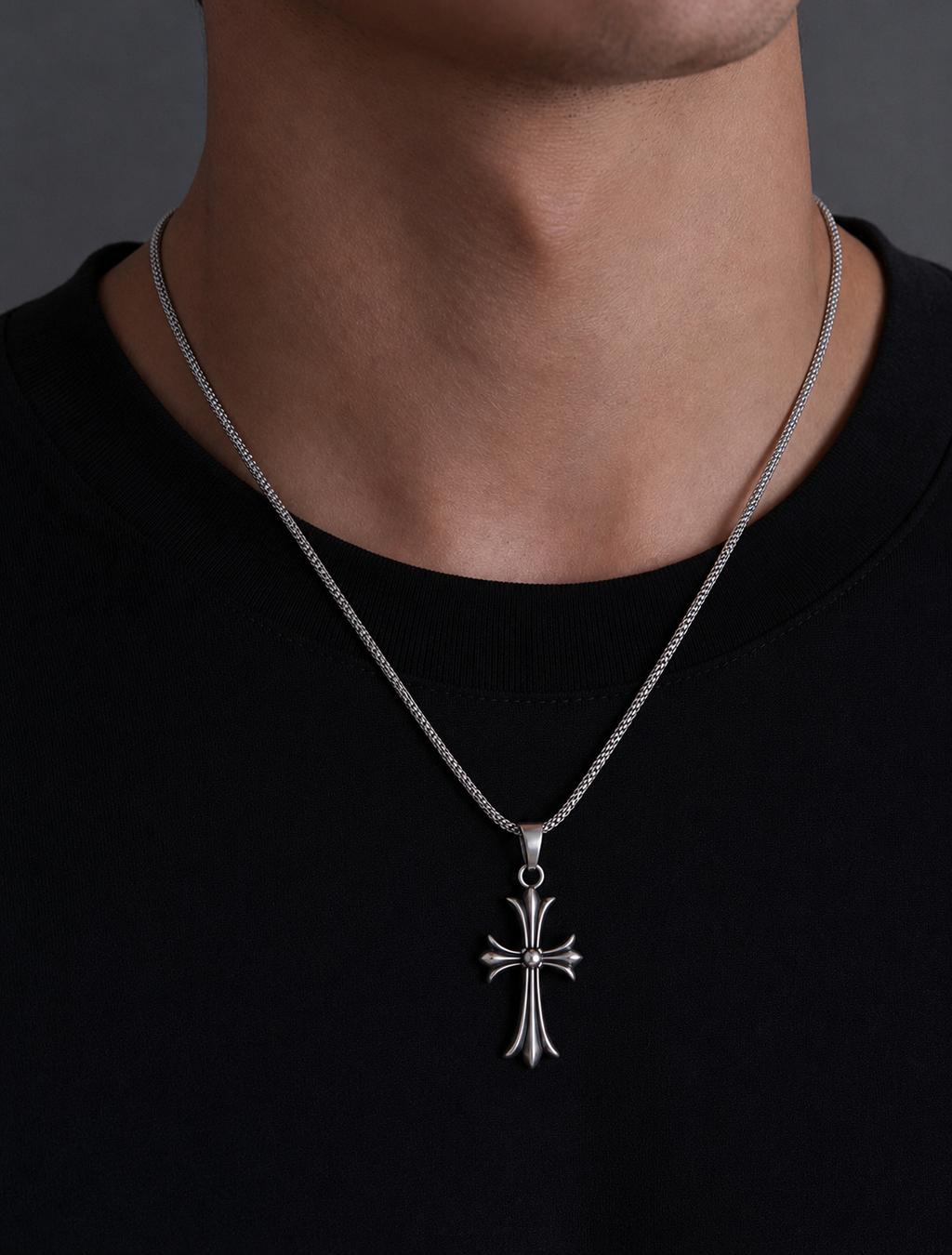 Crest Cross Chain