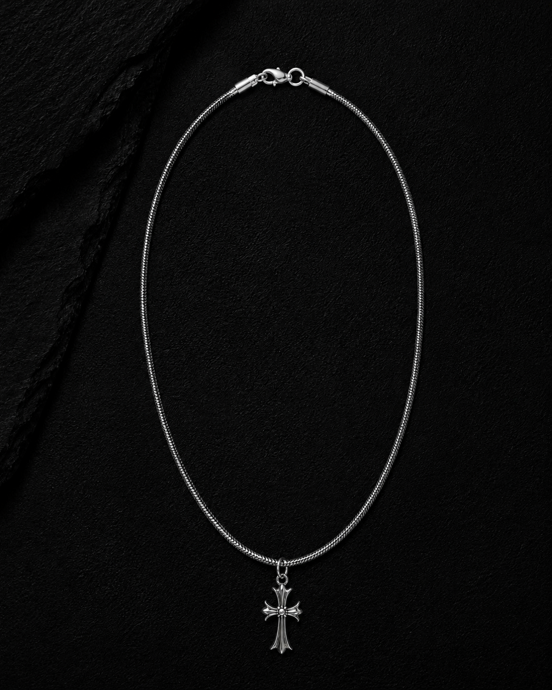 Crest Cross Chain